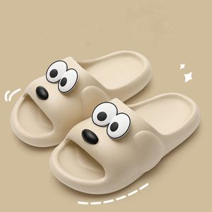 Tofflor Catroon Dog Outdoor Slides Thick Soled Non Slip Platform Badrum inomhus för par sommarskor Män Comfy 230302