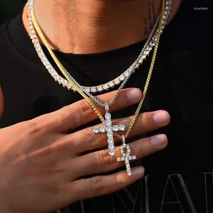 Pendant Necklaces Fashion Exquisite Inlaid Zircon Cross Necklace Suitable For Unisex Amulet Jewelry