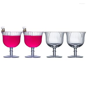 Şarap bardakları 4pcs 220ml dalgalanma klasik goblet kokteyl martini cam set 4