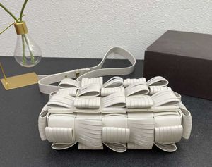 Varumärkesdesigner kvinnors axelväska mode kasset klassiska beancurd väskor högsta kvalitet lyxvävt element kalvläder handväska storlek