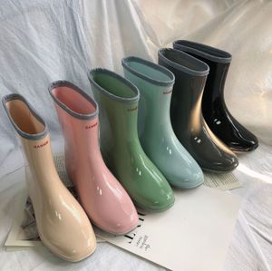 Дождь ботинки в середине листа дождь ботинки Женская платформа резиновая обувь мода на открытая шлюп
