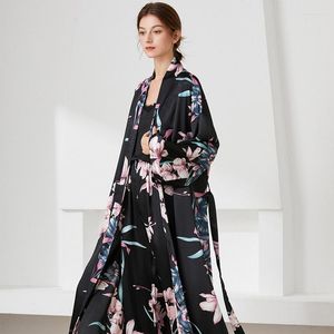 Kvinnors sömnkläder kvinnliga nattkläder kimono badrock underkläder 3 st kvinnor pajamas set blommig tryckt lång mantel pajamasdräkt satin siden