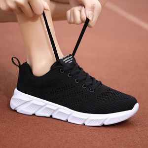 Designer Women Spring Breattable Running Shoes Black Purple Black Rose Red Womens Outdoor Sports Sneakers Color122