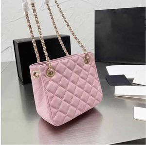 Mini Flap Crossbody Çanta Dokuma Çanta Çapraz vücut Çanta Omuz Çantaları Düz Deri Manyetik Çile İç Cep zincir Kayış Dokuma