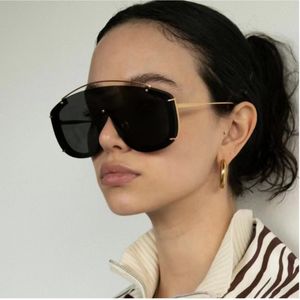 Top Luxury Designer Sunglasses For Women and Men Fashion 1547 Cyclone Transparent Crystal Sunglasses Clear Frame UV Protection Come With Package1652