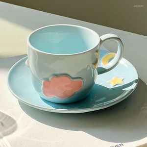 Tassen Untertassen Nischen-Kawaii-Mädchen-Herz-Tasse im koreanischen Stil, Teller Sterne und Wolken, Unterglasurfarbe, handbemalt, Essen für eine Person