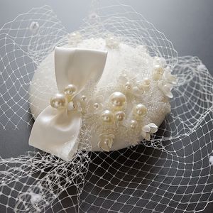 Hårklämmor Barrettes Luxury Pearl Bridal Headpiece Handmade Bride Veil Fascinator Bröllop Hårtillbehör Po Pillbox Hat Party Fedora Chic Beret 230302