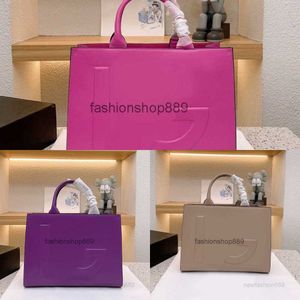 Borse firmate Borsa tote moda donna Borsa semplice Negozio Borsa grande con filo Borsa in pelle Claic con lettera in rilievo Borsa con doppio manico Borse a mano di alta qualità