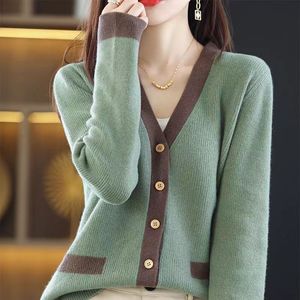 Women's Knits Tees Korean Fashion Panelled Knitted Cardigans Sweaters Autumn Winter Women's Clothing Loose Warm Long Sleeve V-Neck Casual Coats 230302