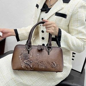 Кожаная резьба из китайской эстетики 2023 Новый стиль с кожаной резьбой с Cheongsam Cotton Comp Portable Bag 3759