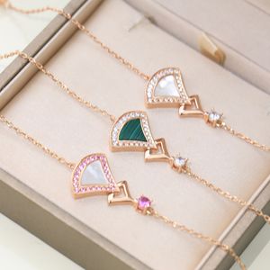 Buigari Fan Şeketli Etek Anklet Bilek Tasarımcısı Kadın Bilezik Altın Kaplama 18K Resmi Üreme Moda Klasik Stil Never Fade Yıldönümü Hediyesi 037