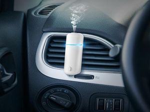 Hiinst Mini USB Rechargeable Car AROMA DIFFUSER SCENT MACINE FRAGRANCE OIL CAR CAR AIR FREFUMEN FREFUME DIFFUSER VENT CLIP2780538