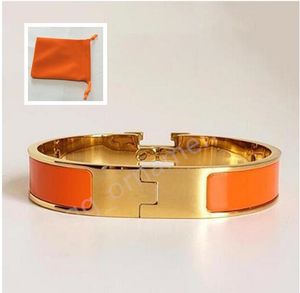 Pulseira de pulseira pulseira de jóias para mulheres e masculino charme de amor pulseira de aço inoxidável de aço de aço de fivela de fivela de fivela acessórios de moda com saco de flaneta