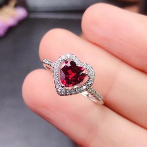 Küme halkaları gerçek garnet yüzüğü 6mm kalp doğal pirop kırmızı değerli taş genç kız yıldönümü hediyesi gerçek 925 sterling silve