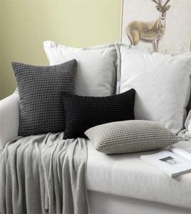 Travesseiro de travesseiro Capas de travesseiro listrado de milho capa de almofada de veludo mole decorativa para sofá -cama em casa Spring DEC4506912