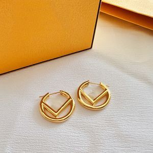 Golden Stud Earring Designer For Women Mens Luxury Jewlery Gold Hoops Studs Retro Ring Pendant F Earrings Engagement Accessories 2303032BF