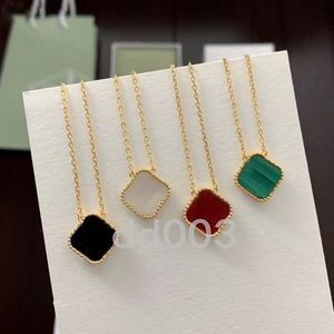 best selling Luxury four leaf clover necklace mother of pearl pendant designer necklace jewelry plated silver gold chain stainless steel wedding christmas gift ZB002 E23