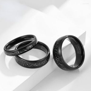 ウェディングリング4mm 6mm 8mmタングステンスチールブラックシルクリングカップルが挿入され、結婚して結婚男性の女性が鳴ることを提案します。