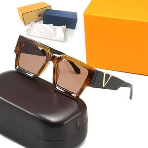 2023 Marke Frau Sonnenbrille Nachahmung Luxus Männer Sonnenbrille 6200 UV Schutz Männer Designer Brillen Gradienten Frauen Brillen mit Original Box SJ01