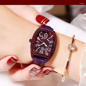 Wristwatches Jiu Tong Xing Quartz Watch Vintage Women's Fashion Students Belt Ladies