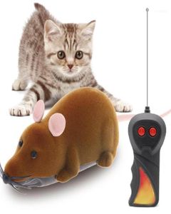 Cat Toys Wireless Rat Mice Toy Electric RC Flocking Plastic Novel Ty Pet Kitten Remote Control voor huishoudelijk dierenkatten Decoratie3823027