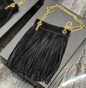 Grace Small Chain Bag in Leather and Suede Designer Luxury Chain Strap Cross Body Doubled Shoulder Magnetic Closure Handbag Embellshed Meta Tassel Purse 08