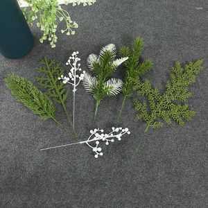 装飾的な花人工植物パインベリーファーンブランチクリスマスツリーアクセサリーDIY年パーティーデコレーションクリスマス装飾品