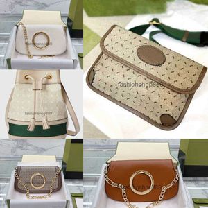 borse Borsa a catena firmata CrossBody Blondie sotto il braccio Borse ascellari a spalla singola Borsa da donna Borsa in tela di vacchetta Borsa con fibbia ad incastro con lettere Claic