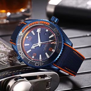 ABB_WATCHES Orologio da polso casual moderno meccanico automatico da uomo Orologio da polso rotondo in acciaio inossidabile con fibbia a farfalla Orologio con zaffiro impermeabile