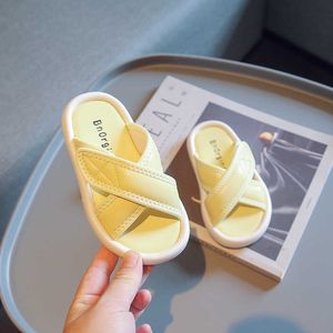 Slipper Yellow Kids Hook Loop Versatile Flat Children Girls Crossover Open Toe Casual Beach Slippers 2022 Kids Fashion Korean T230302