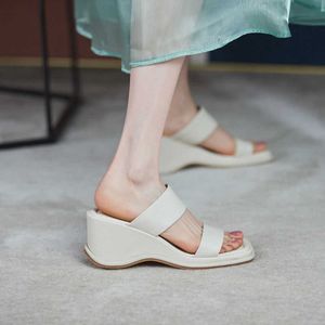 2022Thick Sohle Muffin Sandalen Sommer Wedge Damen Fashion Platform Schuhe Casual Flip-Flops High Heels Pantoffeln R230228