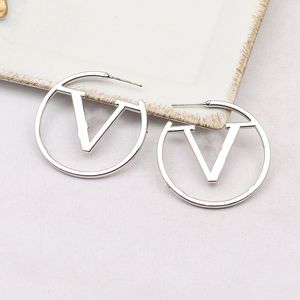 V Letter Hoop Earrings for Women Lady Party Street Wedding Lovers Gifts Engagement Bride Jewelry Fashion Gold White K Round Circle Exaggerated Design Studs Huggies