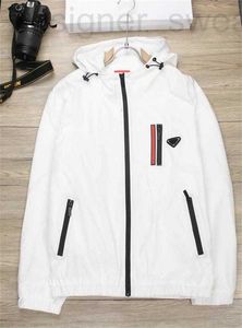 Men's Jackets Designer 2022 Fashion designer Mens Jacket Goo d Spring Autumn Outwear Windbreaker Zipper clothes Coat Outside can Sport Size M-3XL KTUY