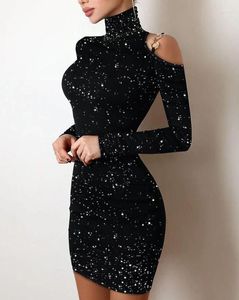 Freizeitkleider Glitzer, figurbetontes Kleid, Metalldekor, kalte Schulter, Polyester, langärmelig, einfarbig, Kette, dünn, sexy, Mini-Party, Hochzeitsgast