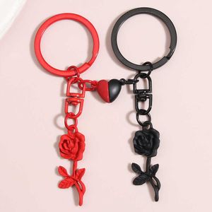 Kluczowe pierścienie urocze szkliwo brelok 3D Rose Flower Key Klawisz Magnetyczny Button Kluczowe łańcuchy dla pary miłośników DIY Ręcznie robione prezenty biżuterii