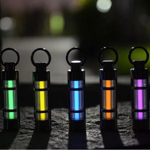 Keychains Tritium Tube Key Chain Titanium Alloy Self-Luminous Pendant Gas Lamp Fluorescent Luminous Life Saving Men Gift