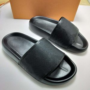 Mode kvinnor toffel designer tofflor äkta läder damer 2023 sommarstrand randig kausal flip flops platt slid sandaler