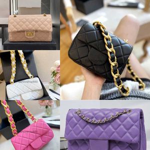 çanta Mini Kalın Sıcak Yeni Zincir Büyük Altın Zincir Omuz Çantaları Ünlü Tasarımcı Kadın Çantası Retro Deri Moda Claic Çapraz Vücut Çanta Tote en kaliteli