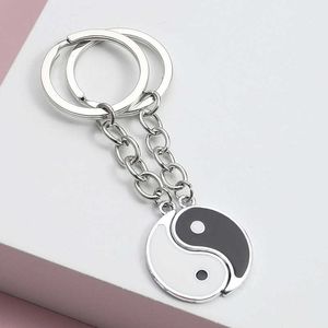Nyckelringar Yin Yang Tai Chi Keychain BFF Bästa vänner Parmatchning för kvinnor Män Keyring Gift R230301
