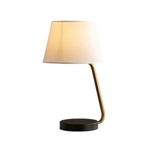 Lampada da tavolo di lusso postmoderna vintage splendida illuminazione da scrivania paralume in tessuto 28 cm larghezza 51 cm altezza per hotel casa soggiorno camera da letto comodino studio arredamento