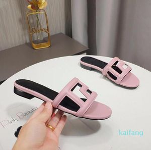 Ladies Summer Slippers Flat Heel Designer Fashion Versatile Leather Sandals Casual Comfortable Flip-Flops 35-44 Sizes 44
