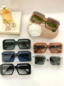 Men Sunglasses For Women Latest Selling Fashion Sun Glasses Mens Sunglass Gafas De Sol Glass UV400 Lens With Random Matching Box 3902