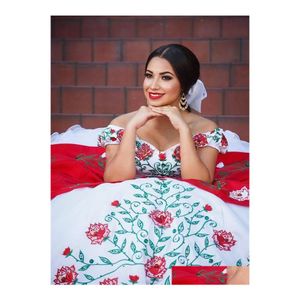 カーDVR Quinceanera Dresses Arabic Off Shoder Lace Red White Embroidery Beaded Furfles Ball Gowns Swee