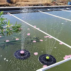 Gartendekorationen 1,4-W-Solarbrunnen-Vogeltränke mit 5 Sprinklerdüsen und 1 Übertragungskopf