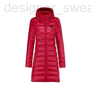 Piumino da donna Parka Designer 2023 Cappotto da donna Giacca con cappuccio Cappotti invernali Classico antivento Caldo Capispalla imbottito da donna Felpe Duck s Taglia 05WS