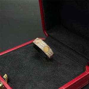 Weiblicher Designerring vergoldetes Silber Roségold Diamanten vielseitig Eis aus Hip-Hop-Klassiker B4218100 Damenpaar Bague Iced Out Liebe Schmuck Ringe ZB019 F23