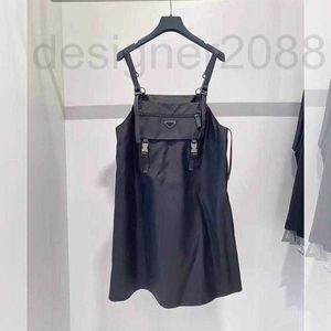 Casual Dresses Designer Women's loose black women's sleeveless Italian brand triangle dress JNX7