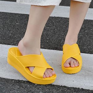 Slippers Cosmagic Summer Women Wedge Cross EVA Casual Beach Holiday Fora do Shoe Slide não deslizante de salto alto