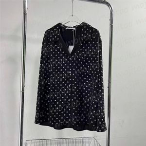 Silk Satin T-shirt Toppar Dam Lyx Strass Letter Pyjamas Stil Skjortor Mode Casual Lösa kofta T-shirts