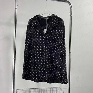 Camiseta de cetim de seda tops feminino luxo strass carta estilo pijama camisas moda casual solto cardigã camisetas